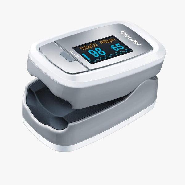 Pulse oximeter Beurer PO 30 — oxygen saturation (SpO2), pulse, colour display